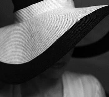 _LIL3980_bw_crop_2500px